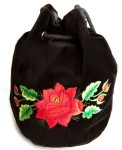 Torebka worek z haftowaną czerwoną różą łowicką