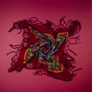 Chusta ludowa  mała 70x70 cm - bordowa Wzór kwiatowy 100% bawełna Folkstar 